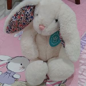 Nwt stuffed bunny